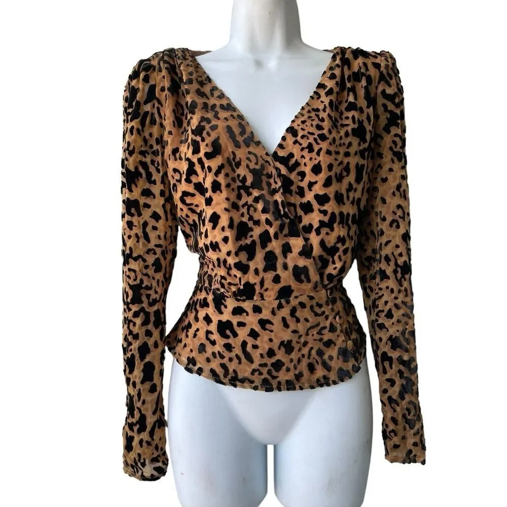 ASTR The label Iris Wrap Top Leopard Print Long Sleeve Burnout Blouse Women’s M